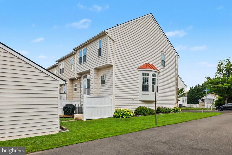 42918 Needham Way, Ashburn, VA 20147
