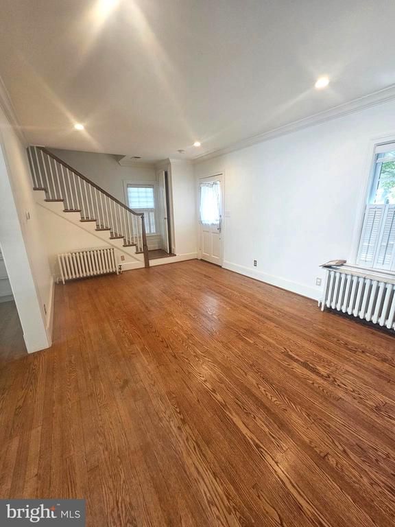 102 E Oak St E, Alexandria, VA 22301