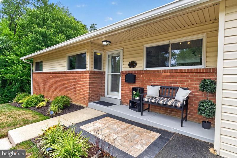 4115 Duvawn St, Alexandria, VA 22310