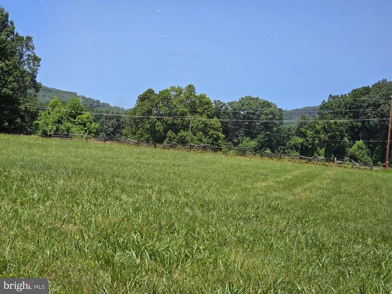 7900 Old Receiver Rd #B-C-D & F, Frederick, MD 21702