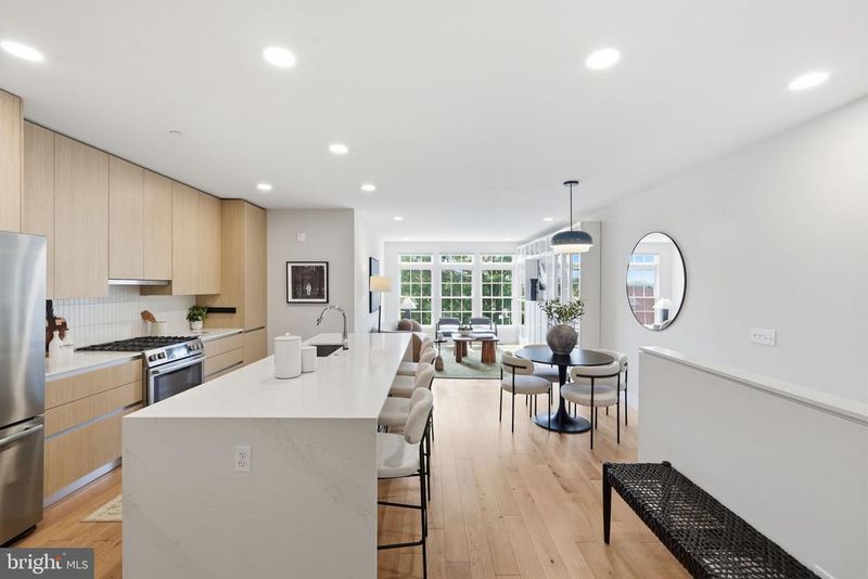1309 E St SE #20, Washington, DC 20003