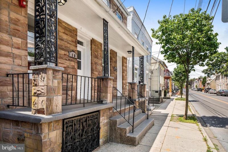 118 W All Saints St, Frederick, MD 21701