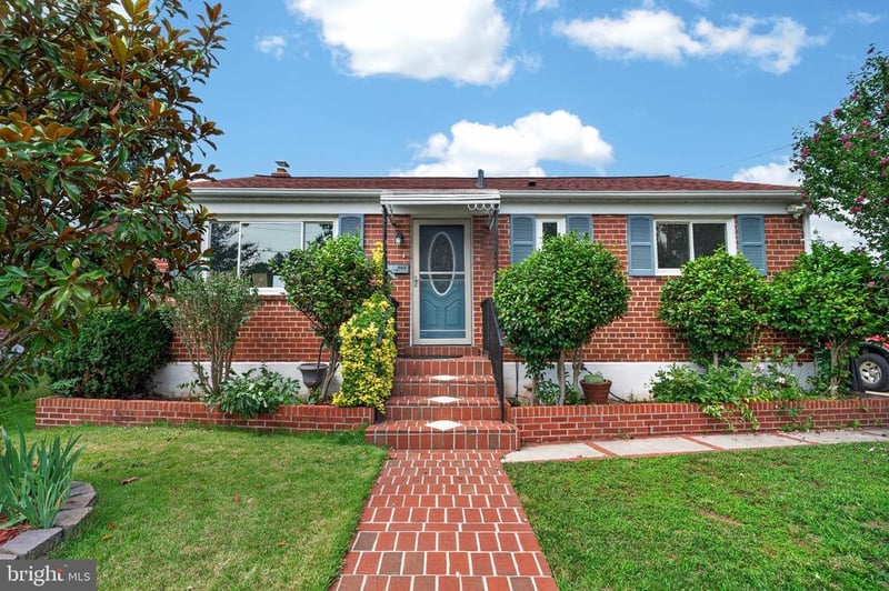 4417 Independence St, Rockville, MD 20853