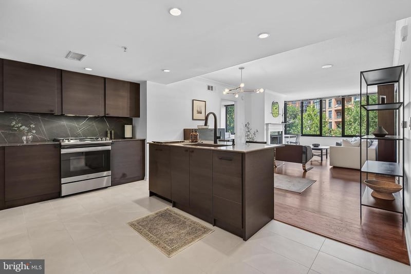 2220 Fairfax Dr #406, Arlington, VA 22201