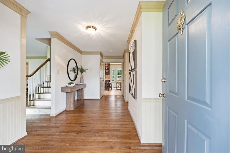 13702 Springstone Ct, Clifton, VA 20124