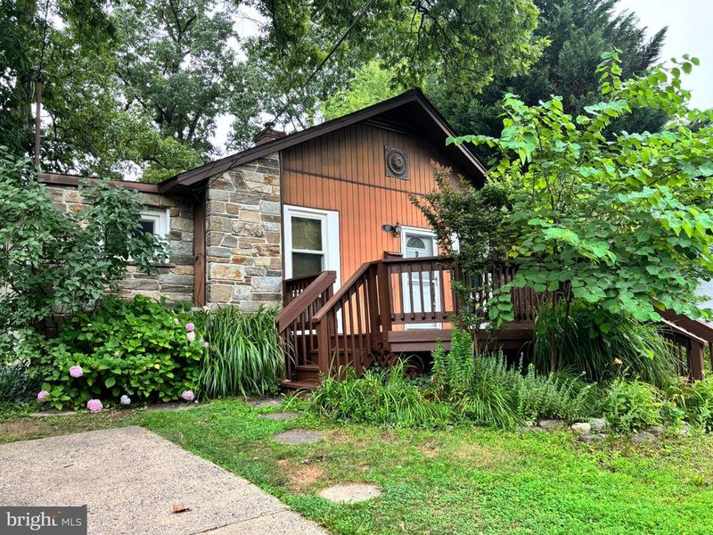 1217 Edmonston, Rockville, MD 20851