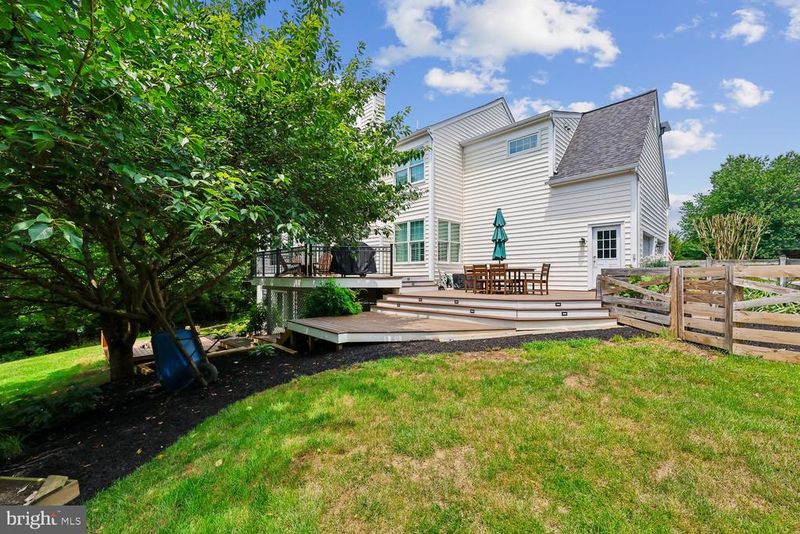 40967 Taylorstown Meadows Pl, Lovettsville, VA 20180