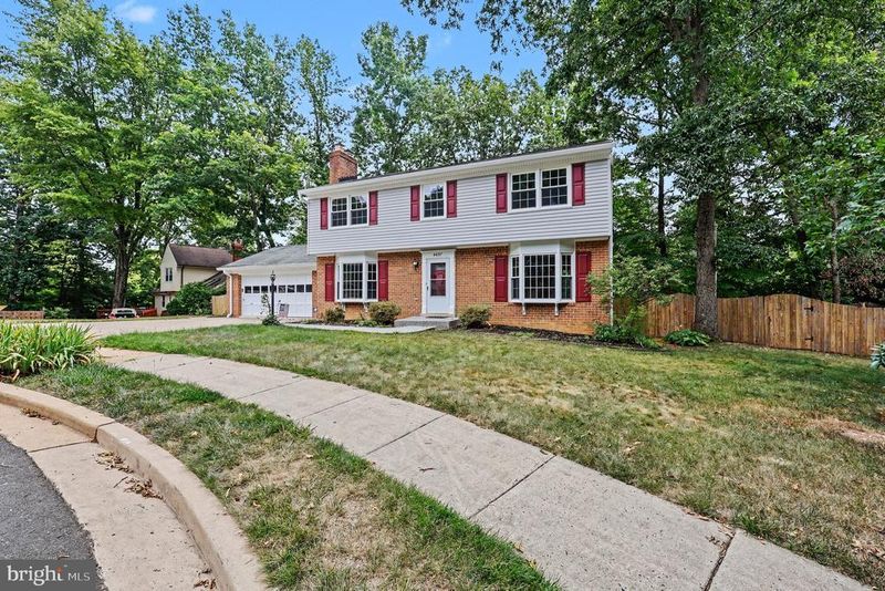 4497 Peach Ct, Dumfries, VA 22025