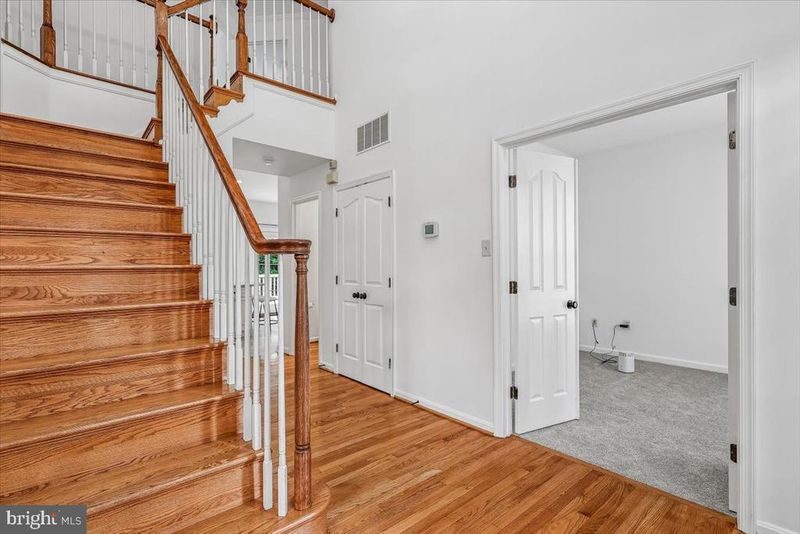 856 Sunny Chapel Rd, Odenton, MD 21113