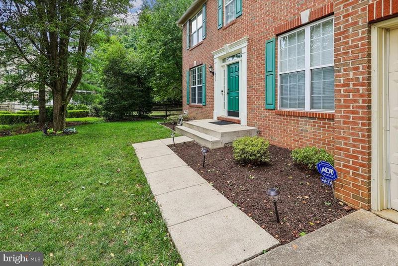 856 Sunny Chapel Rd, Odenton, MD 21113