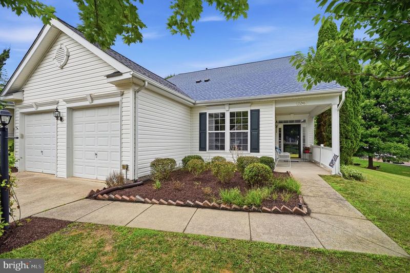 17248 Four Seasons Dr, Dumfries, VA 22025