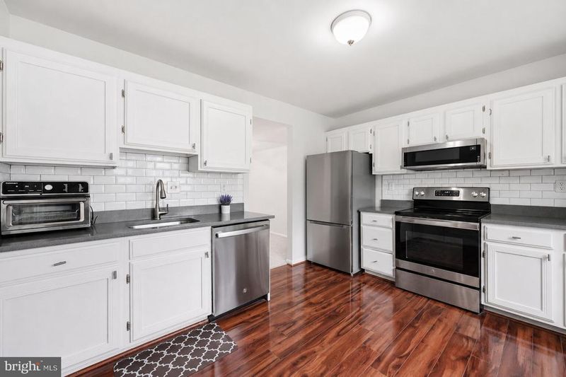 9367 Bremerton, Montgomery Village, MD 20886