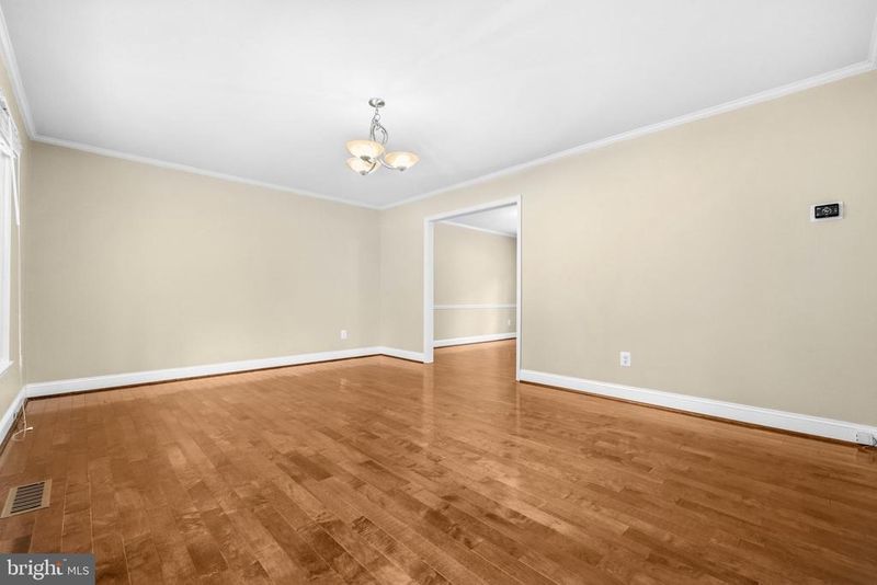 9684 Church Way, Burke, VA 22015