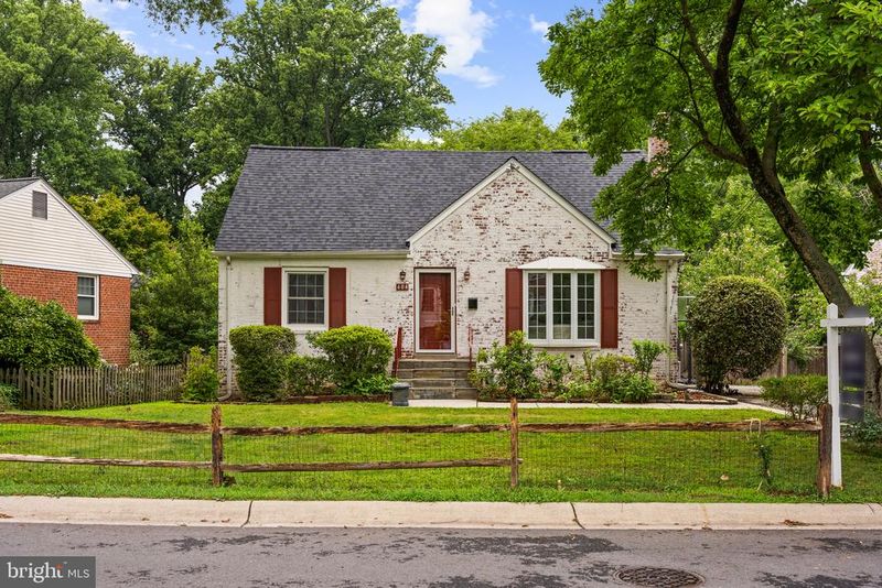 404 Lexington Dr, Silver Spring, MD 20901