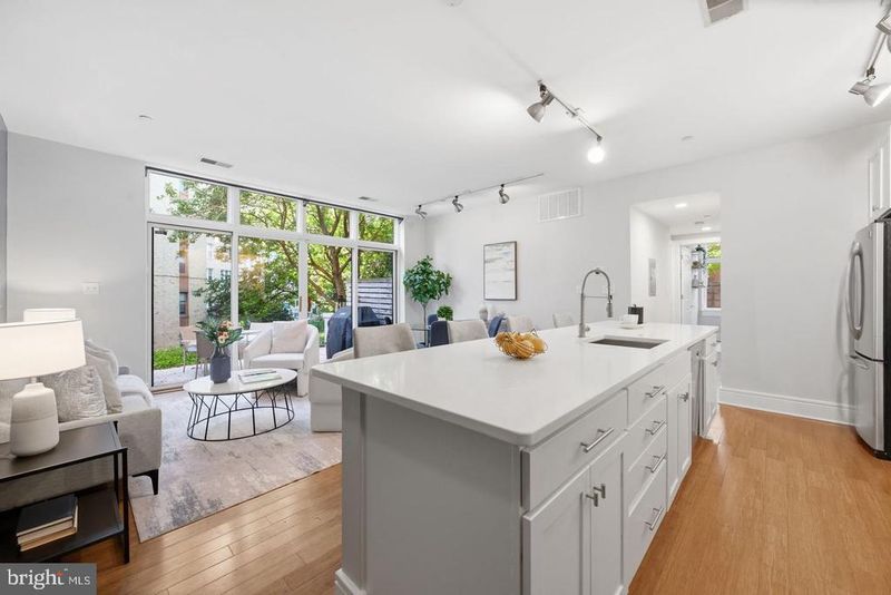 1654 Euclid St NW #104, Washington, DC 20009