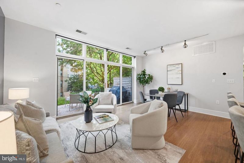 1654 Euclid St NW #104, Washington, DC 20009
