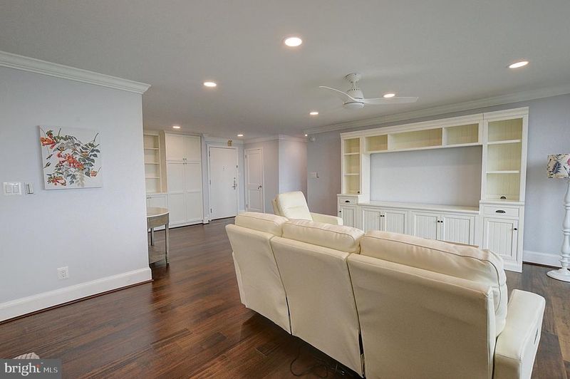 5225 Pooks Hill Rd #1804S, Bethesda, MD 20814