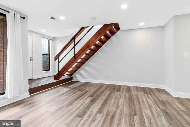 2435 18th St NE #2435, Washington, DC 20018