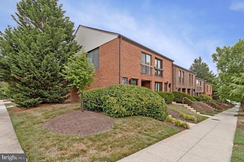 2435 18th St NE #2435, Washington, DC 20018
