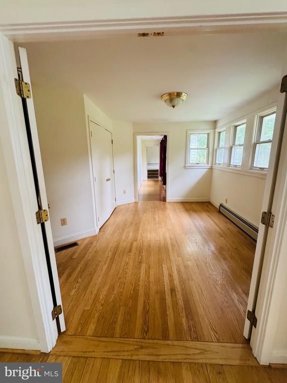 4046 Elizabeth Ln, Fairfax, VA 22032
