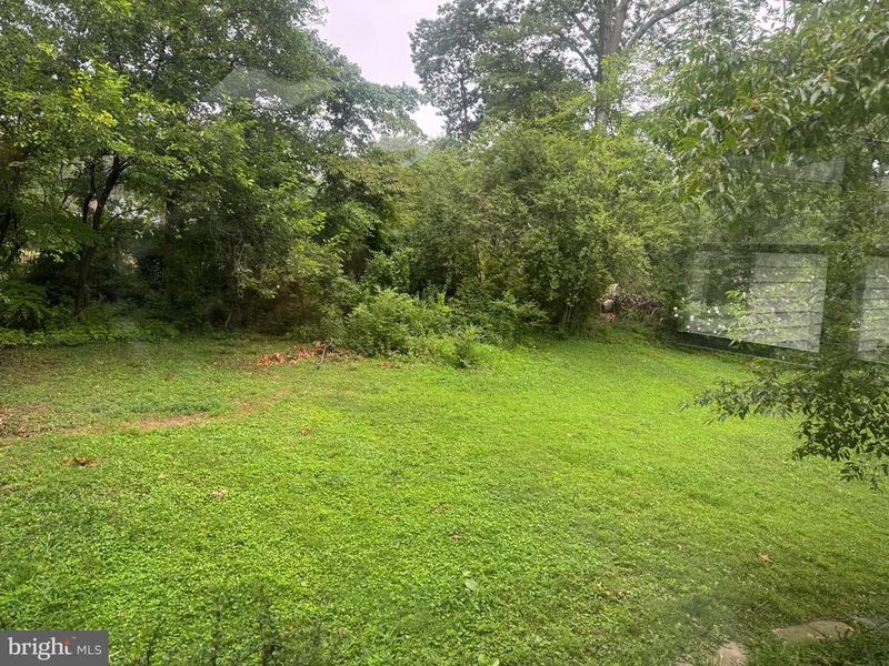4046 Elizabeth Ln, Fairfax, VA 22032