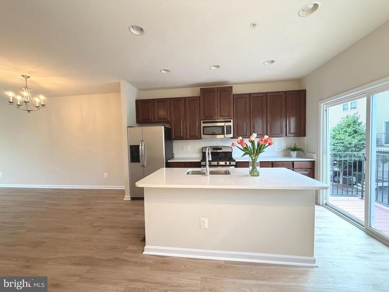 13263 Orsay St #607, Clarksburg, MD 20871