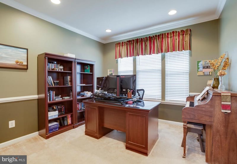 10036 Pentland Hills Way, Bristow, VA 20136
