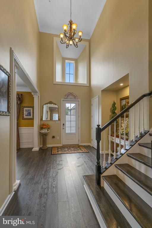 5720 Hawk Ridge Rd, Frederick, MD 21704