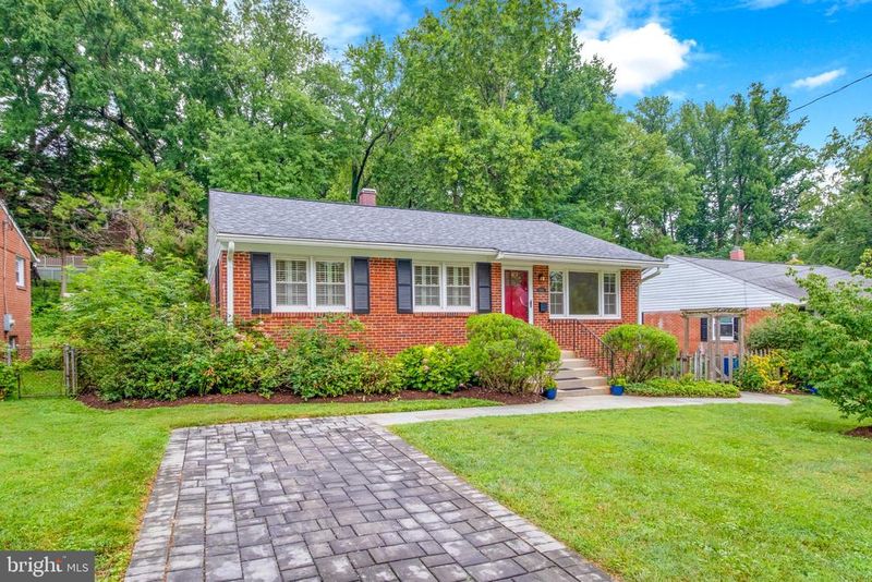 10913 Drumm Ave, Kensington, MD 20895