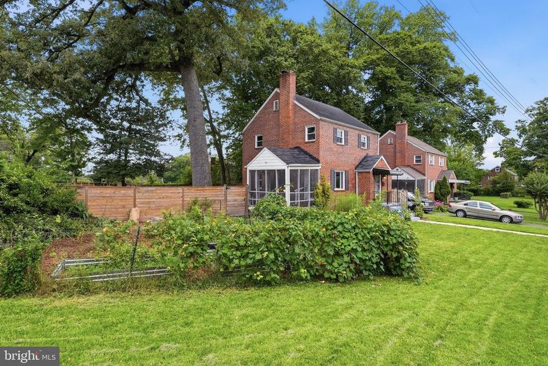 1702 61st Ave, Cheverly, MD 20785