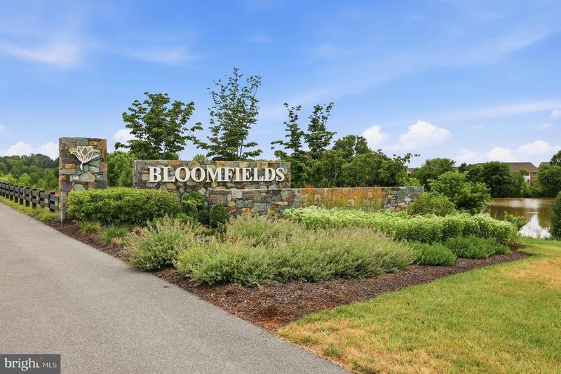 2605 Broadleaf Dr, Frederick, MD 21702