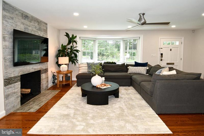 3401 Oberon St, Kensington, MD 20895