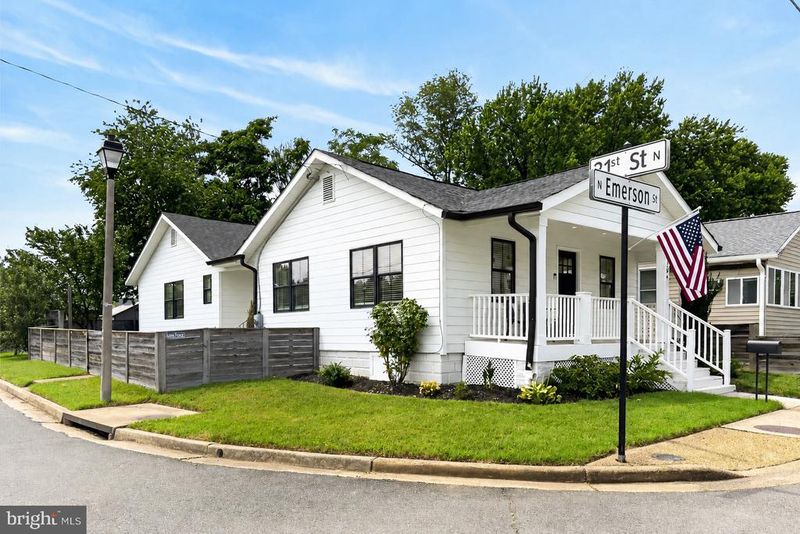 2100 N Emerson St, Arlington, VA 22207