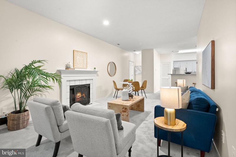 4405 Fair Stone Dr #204, Fairfax, VA 22033