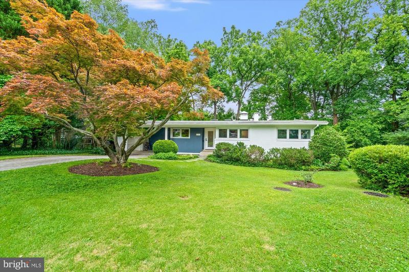 7727 Rocton Ave, Chevy Chase, MD 20815