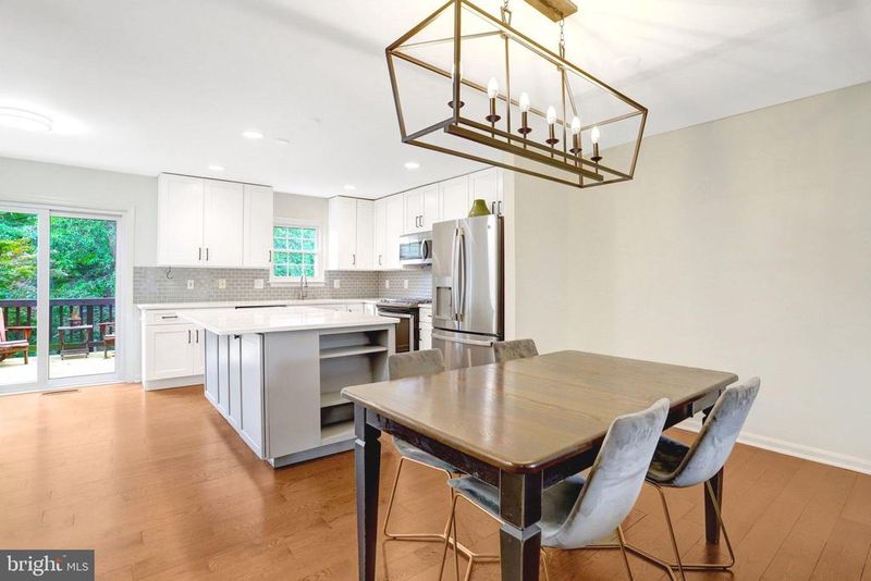 10 W Glebe Rd, Alexandria, VA 22305