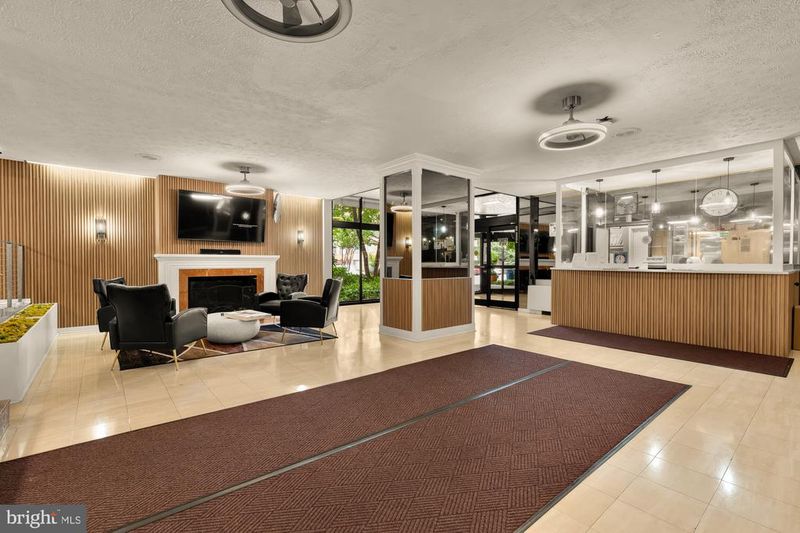 1021 Arlington Blvd #446, Arlington, VA 22209