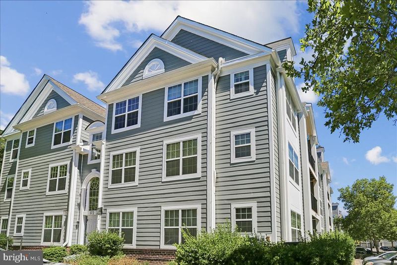 172 Kendrick Pl #24, Gaithersburg, MD 20878