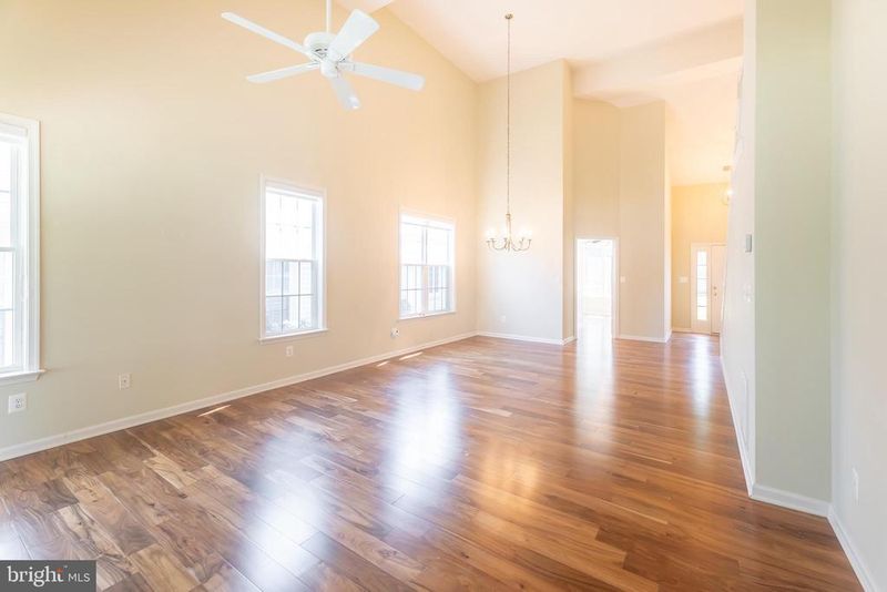6845 Saddle Run Way, Gainesville, VA 20155