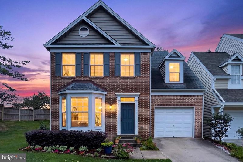 6029 Mcalester Way, Centreville, VA 20121