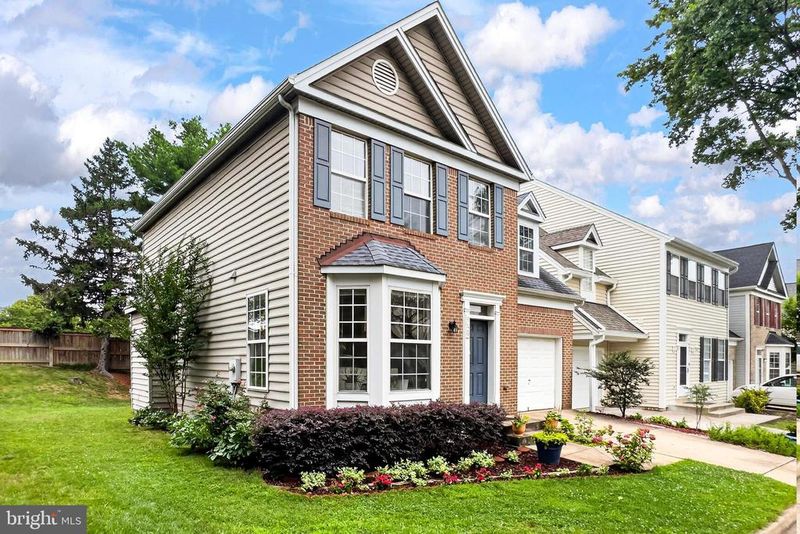 6029 Mcalester Way, Centreville, VA 20121