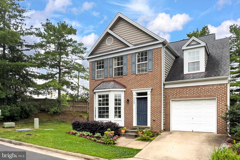 6029 Mcalester Way, Centreville, VA 20121