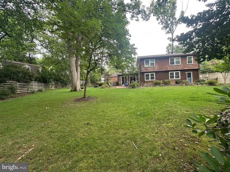 2332 Addison St, Vienna, VA 22180
