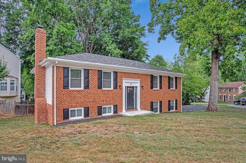 3998 Hidden Valley Ct, Dumfries, VA 22025