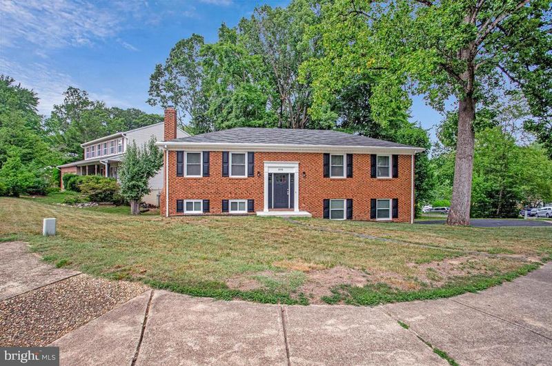3998 Hidden Valley Ct, Dumfries, VA 22025