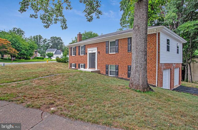 3998 Hidden Valley Ct, Dumfries, VA 22025