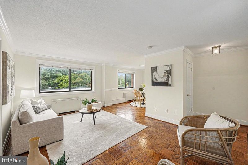 3515 Washington Blvd #218, Arlington, VA 22201