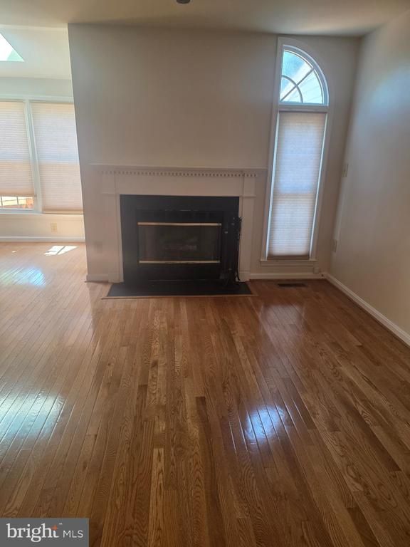 7766 Black Horse Ct, Manassas, VA 20109
