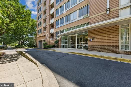 350 G St SW #N-414, Washington, DC 20024