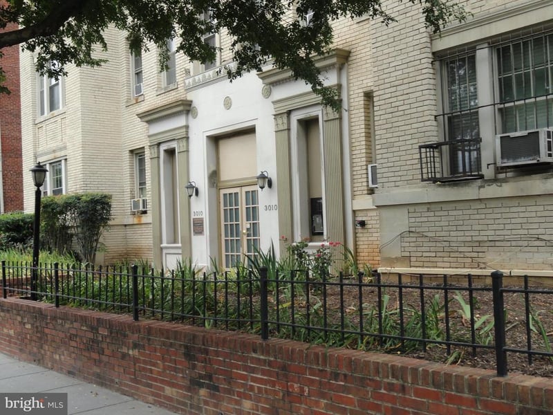 3010 Wisconsin Ave NW #B1, Washington, DC 20016